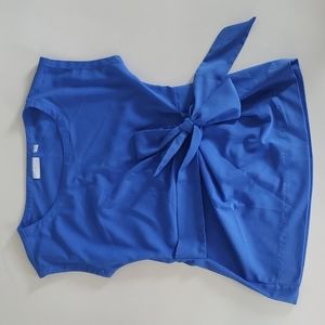 XS Polyester New York & Co boatneck top with front tie